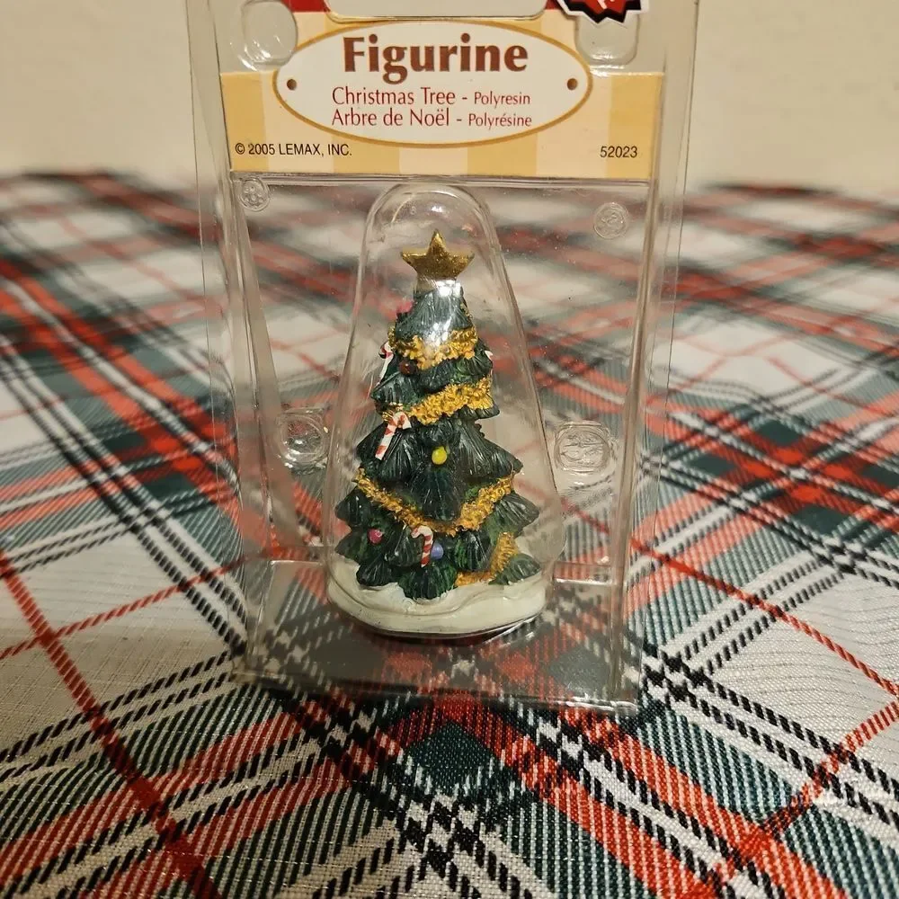Lemax Christmas Tree Mini Figurine Holiday Village Accessory